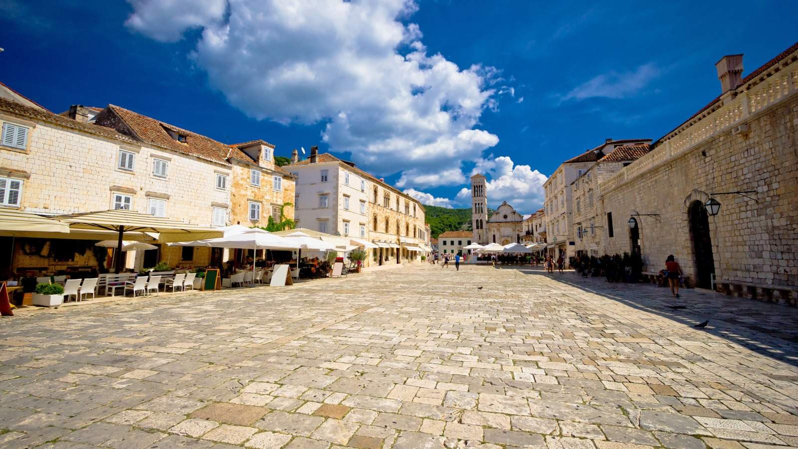 Hvar cene