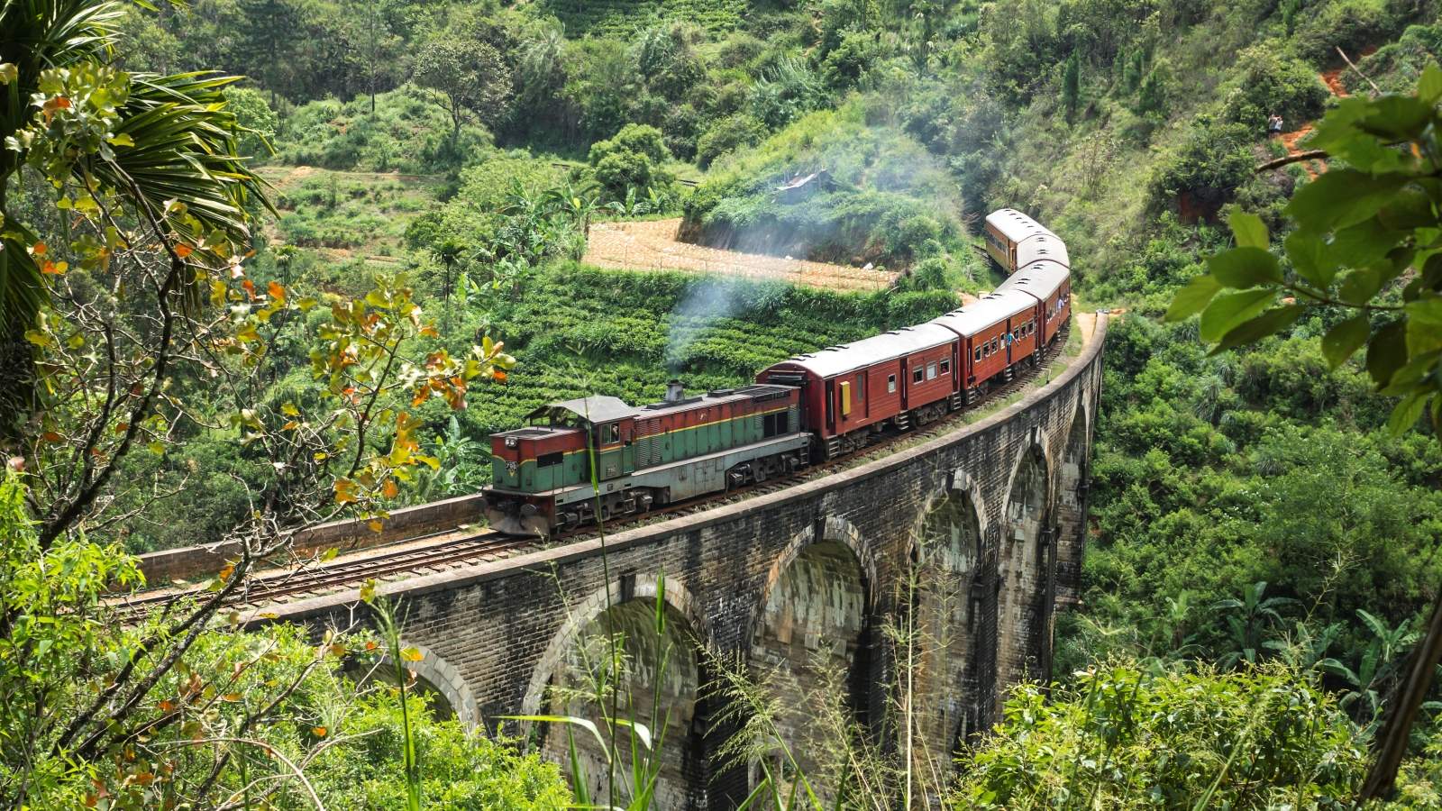 Sri-Lanka-ostrvo-panorama-Ella-razgledanje-vozom-putovanja-obilasci-7.jpg