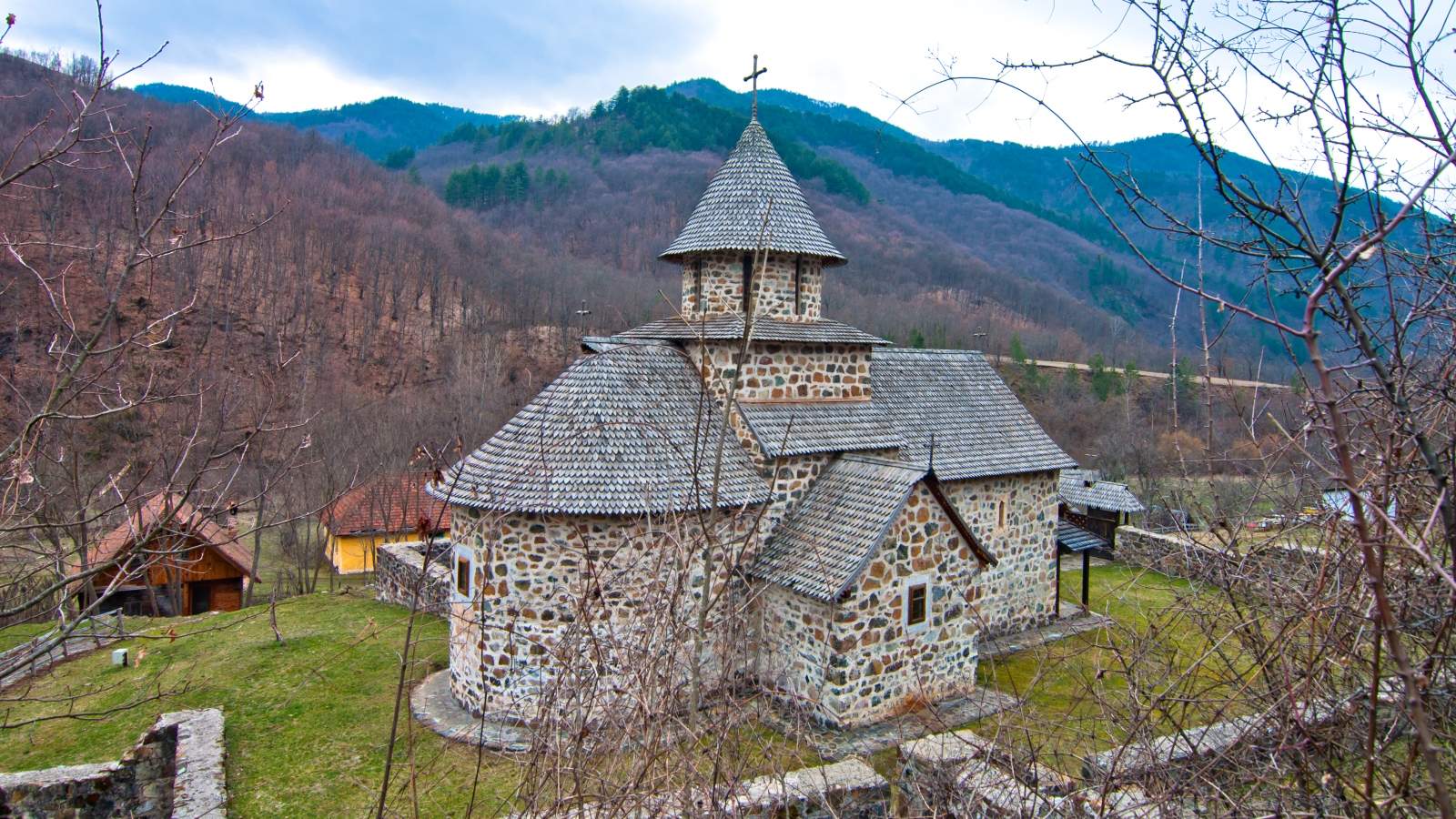 Manastir Uvac obilasci cene